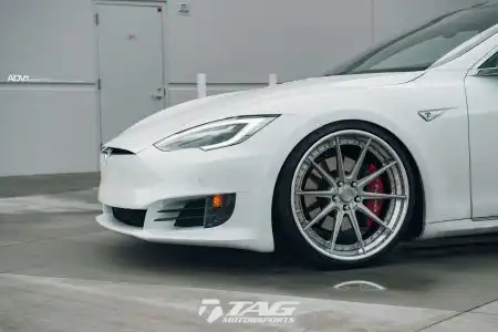 TAG_Tesla_ADV1_7