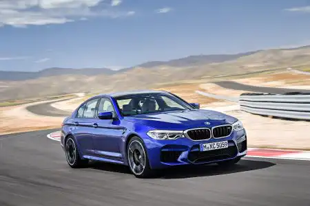 The New BMW M5 (5)