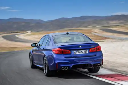 The New BMW M5 (8)