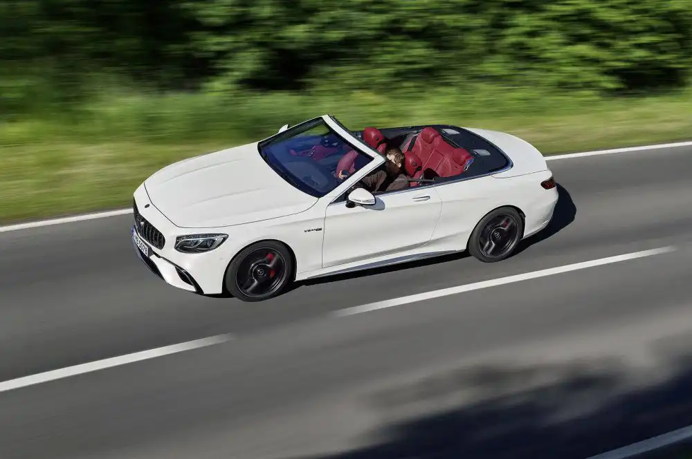 Mercedes-Benz USA Closes Out 2017 With Best Sales Month Ever 3 17C469 138
