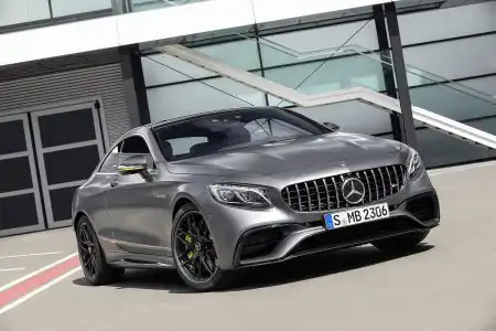 Mercedes-AMG S 63 4MATIC+ Coupé Yellow Night Edition