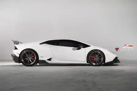 Lamborghini-Huracan-1016-Industries-Aero-Kit-And-Velos-Designwerks-VLS01-Wheels-11