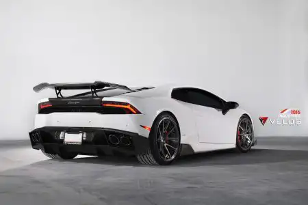 Lamborghini-Huracan-1016-Industries-Aero-Kit-And-Velos-Designwerks-VLS01-Wheels-13