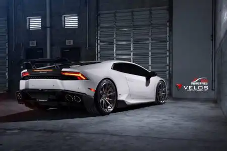 Lamborghini-Huracan-1016-Industries-Aero-Kit-And-Velos-Designwerks-VLS01-Wheels-7