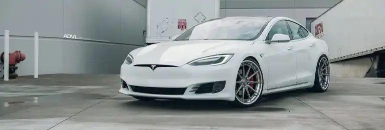White Tesla Model S Gets ADV.1 Wheels Installed