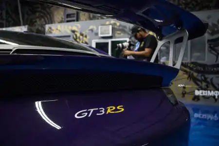 ultravoilet-purple-porsche-gt3-rs-pink-rims-adv1-wheels-c