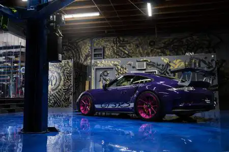 ultravoilet-purple-porsche-gt3-rs-pink-rims-adv1-wheels-i