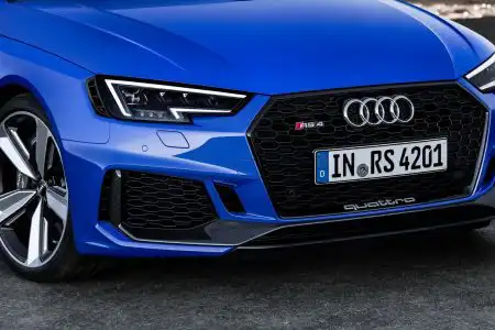 2018-AudiRS4-38