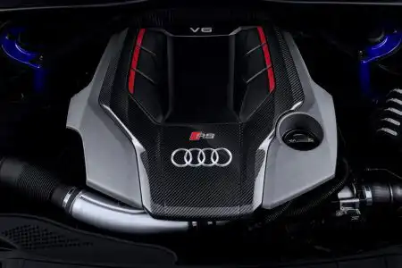 engine compartment