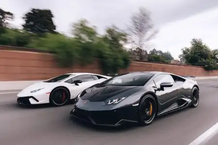 Lamborghini Huracan And Lamborghini Huracan Performante Photoshoot By 1016 Industries Image (13)