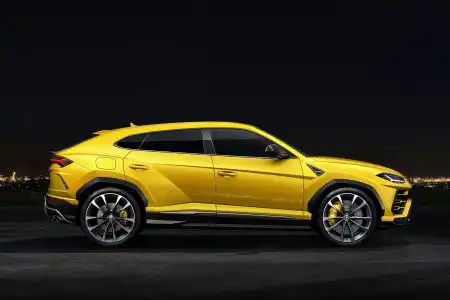 Lamborghini Urus (2)