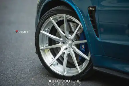 Long Beach Blue BMW X5 M Gets Velos Designwerks Wheels