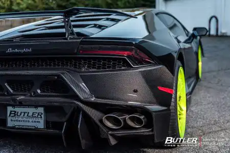 Nero Noctis Lamborghini Huracan Gets Full Vorsteiner Carbon Kit And Vossen Wheels Image 17