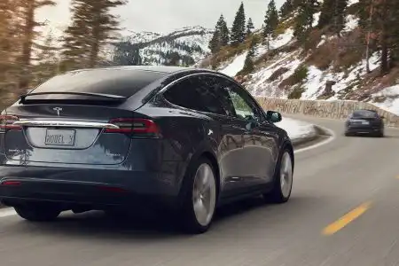 Tesla-Model-S-Model-X-All-Wheel-Drive-4