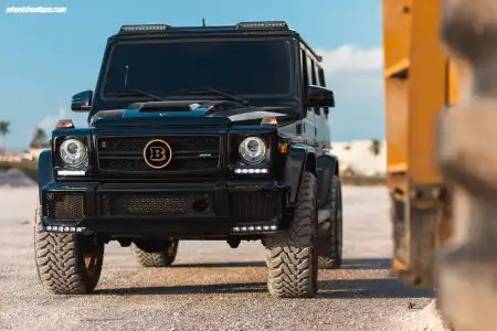 mercedes-g63-amg-on-hre-tr106_24449713017_o