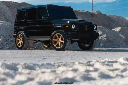 mercedes-g63-amg-on-hre-tr106_38435904325_o