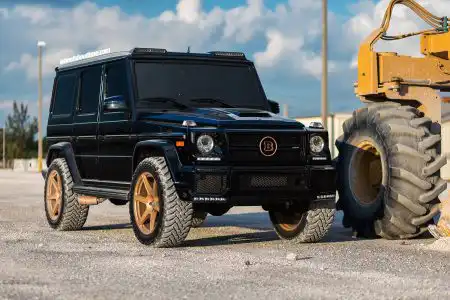 mercedes-g63-amg-on-hre-tr106_39312901311_o