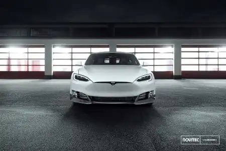 Novitec x Vossen Wheels Model S Wallpaper