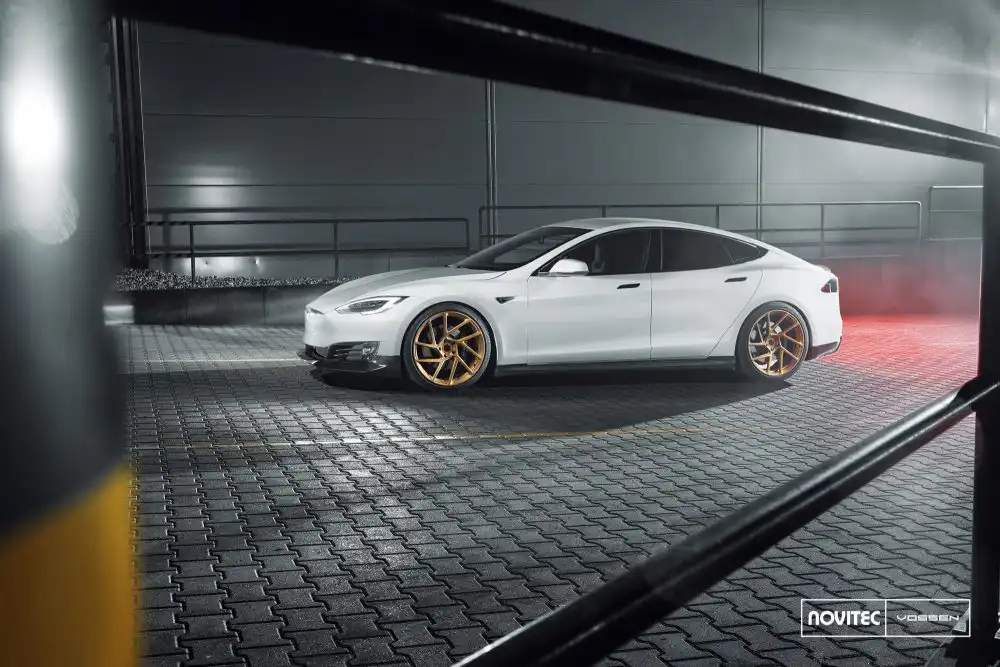 Novitec x Vossen Wheels Model S Wallpaper