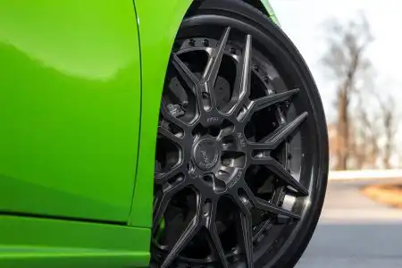 Verde Mantis Lamborghini Huacan With ADV.1 Wheels Wallpaperheels-j