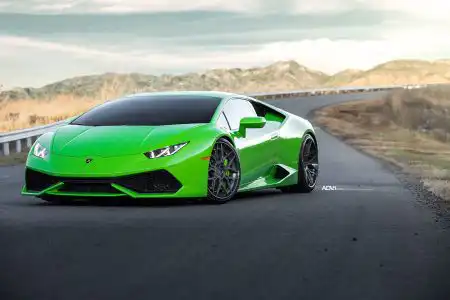 Verde Mantis Lamborghini Huacan With ADV.1 Wheels Wallpaper