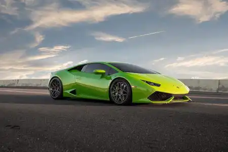 Verde Mantis Lamborghini Huacan With ADV.1 Wheels Wallpaper