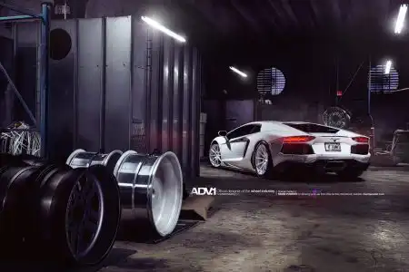 Bianco Isi Lamborghini Aventador With ADV.1 Wheels