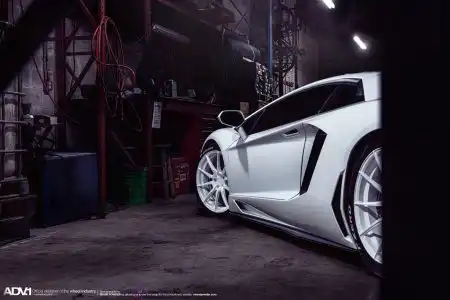 Bianco Isi Lamborghini Aventador With ADV.1 Wheels