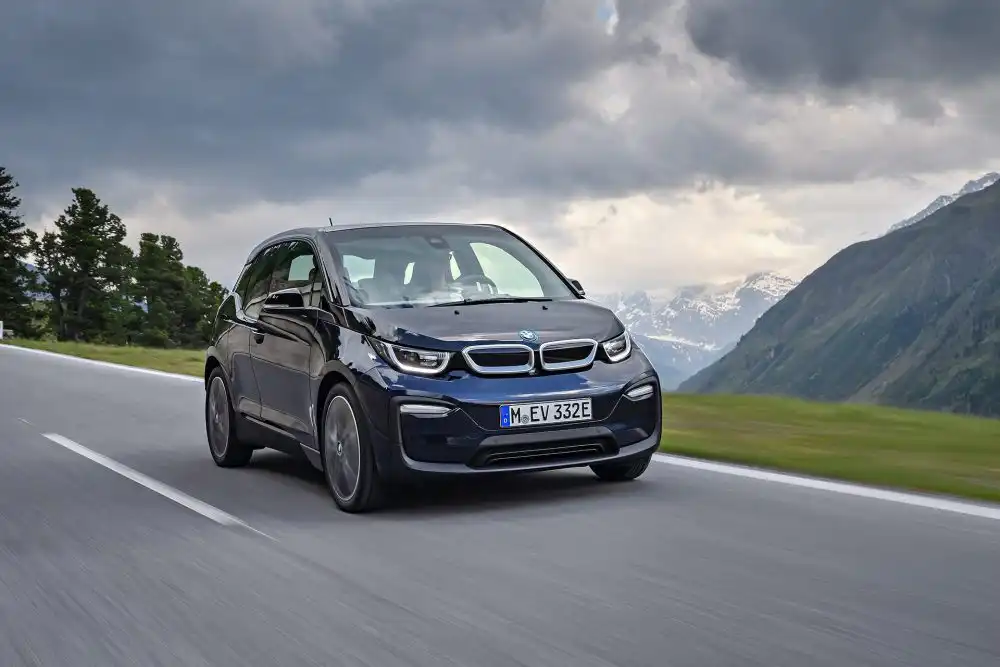 BMW Group delivers 100,000 electrified vehicles in 2017 9 BMW i3 Wallpaper 1