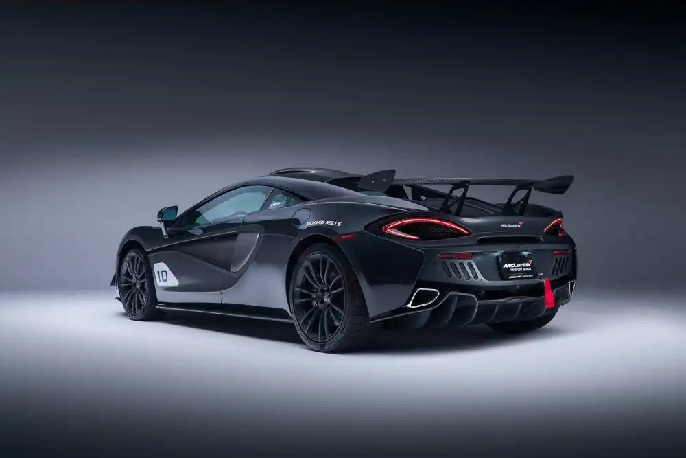 McLaren MSO X 10 Ueno Grey Black Accents 04
