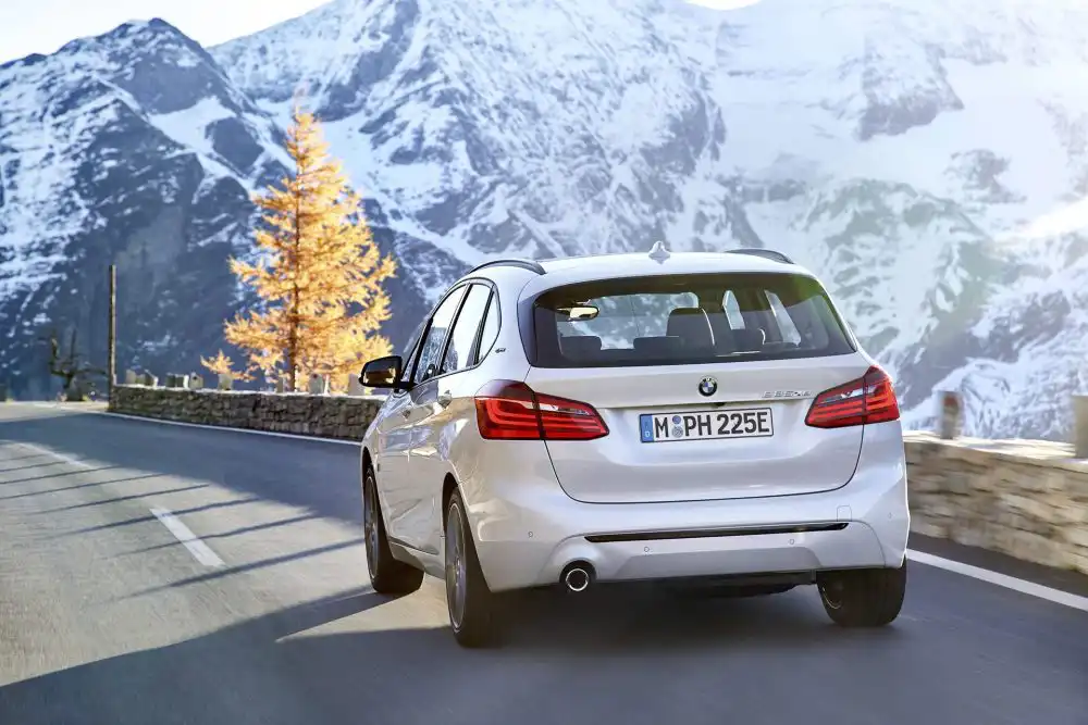 BMW Gives A Slight Update To The 2 Series Gran Tourer 6 P90288857 highRes