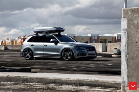 Audi SQ5 Upgraded With Vossen HF-1 Wheels
