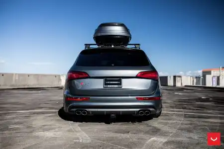 Audi SQ5 Upgraded With Vossen HF-1 Wheels