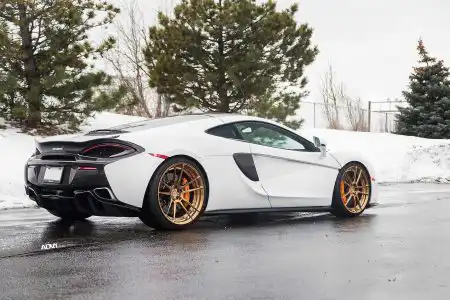 silica-white-mclaren-570s-coupe-aftermarket-parts-adv1-wheels-bronze-gold-f