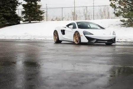 silica-white-mclaren-570s-coupe-aftermarket-parts-adv1-wheels-bronze-gold-h