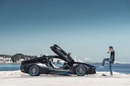 sophisto-gray-metallic-bmw-i8-frozen-blue-wheels-adv1-forged-lightweight-wheels-m