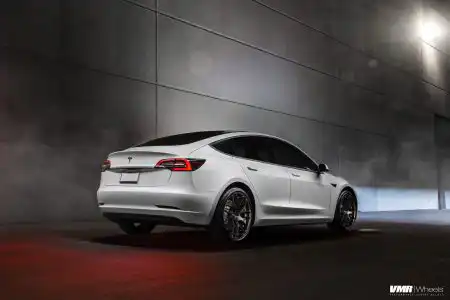 Tesla Model 3 – VMR V710 Matte Black Wheels