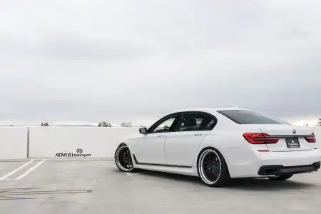 Alpine White BMW 740il Looks With ADV.1 Wheels Wallpaper