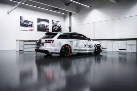 csm_ABT_RS6__Jon_Olsson_Beifahrerseite_schraeg_hinten_bdd2aa0317