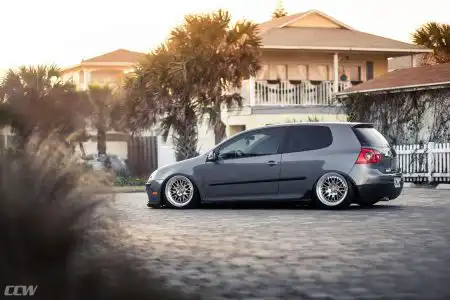 volkswagen-golf-mk5-rabbit-bagged-stance-deep-dish-polished-ccw-classic-wheels-d