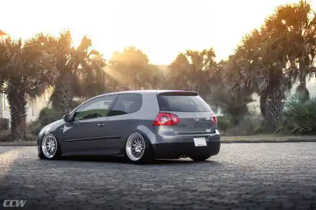 volkswagen-golf-mk5-rabbit-bagged-stance-deep-dish-polished-ccw-classic-wheels-e