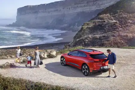 2019-Jaguar-I-Pace-35