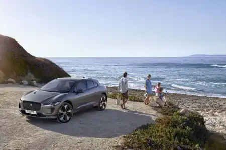 2019-Jaguar-I-Pace-37