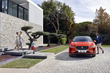 2019-Jaguar-I-Pace-45