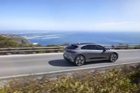 2019-Jaguar-I-Pace-55