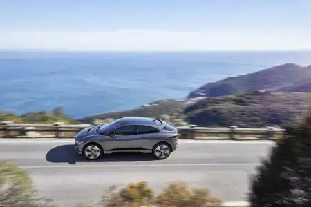 2019-Jaguar-I-Pace-59