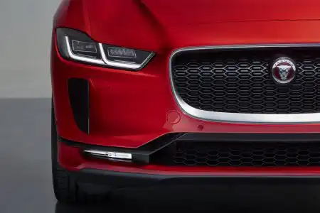 2019-Jaguar-I-Pace-89