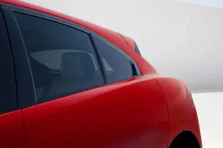 2019-Jaguar-I-Pace-90