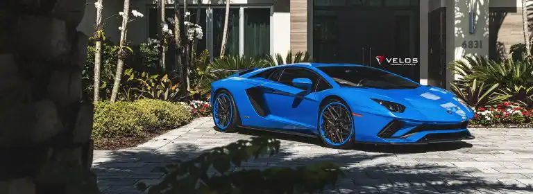 Blu Nila Lamborghini Aventador S on Velos D7 Wheels