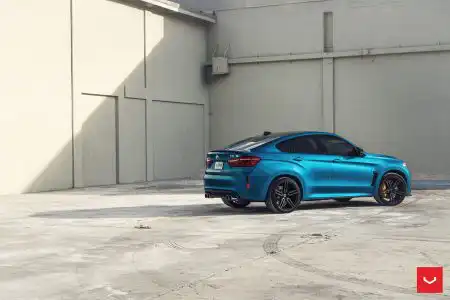 Long Beach Blue Metallic BMW X6 M – Vossen Hybrid Forged HF-1 Wheels
